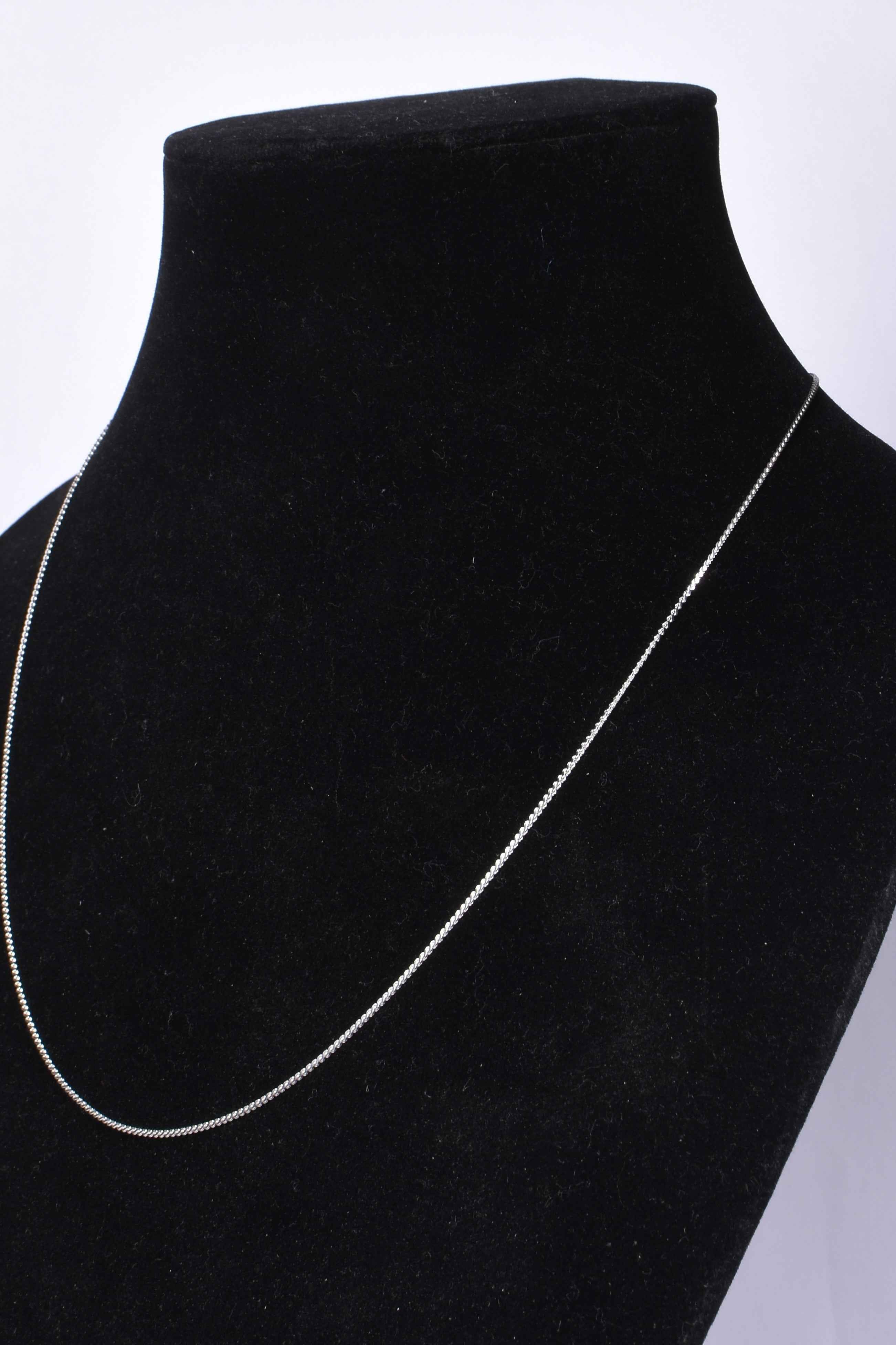 Sleek Silver Chain