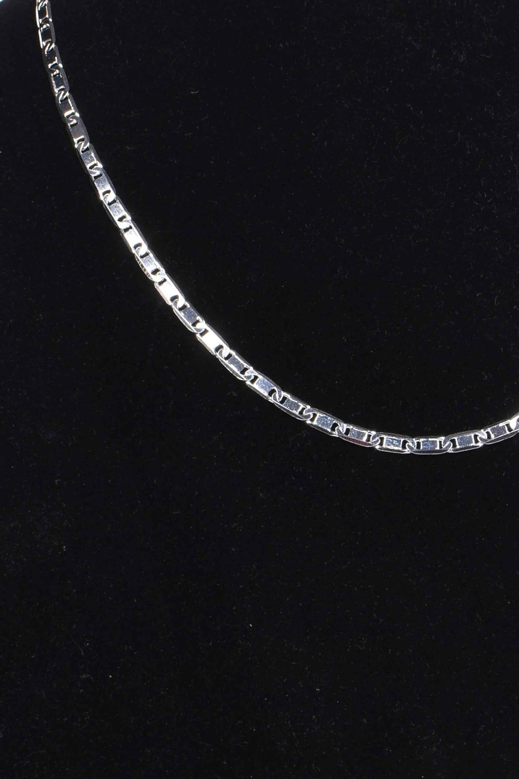 Stylish Silver Flat Chain