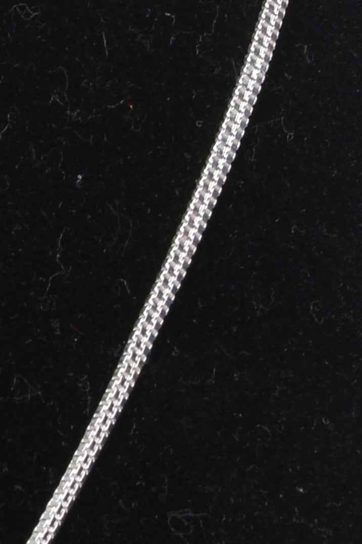 Elegant Silver Flat Chain