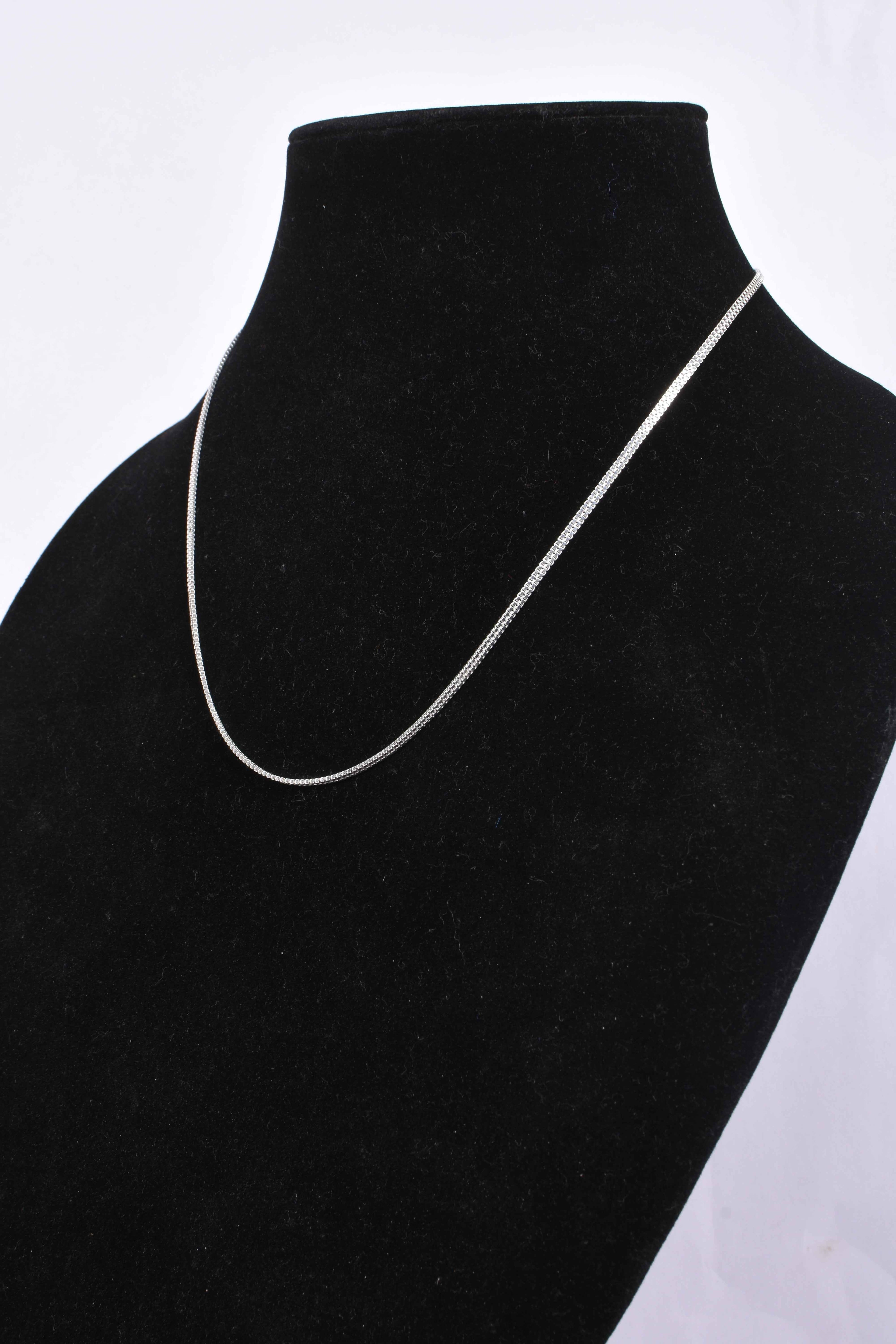 Elegant Silver Flat Chain