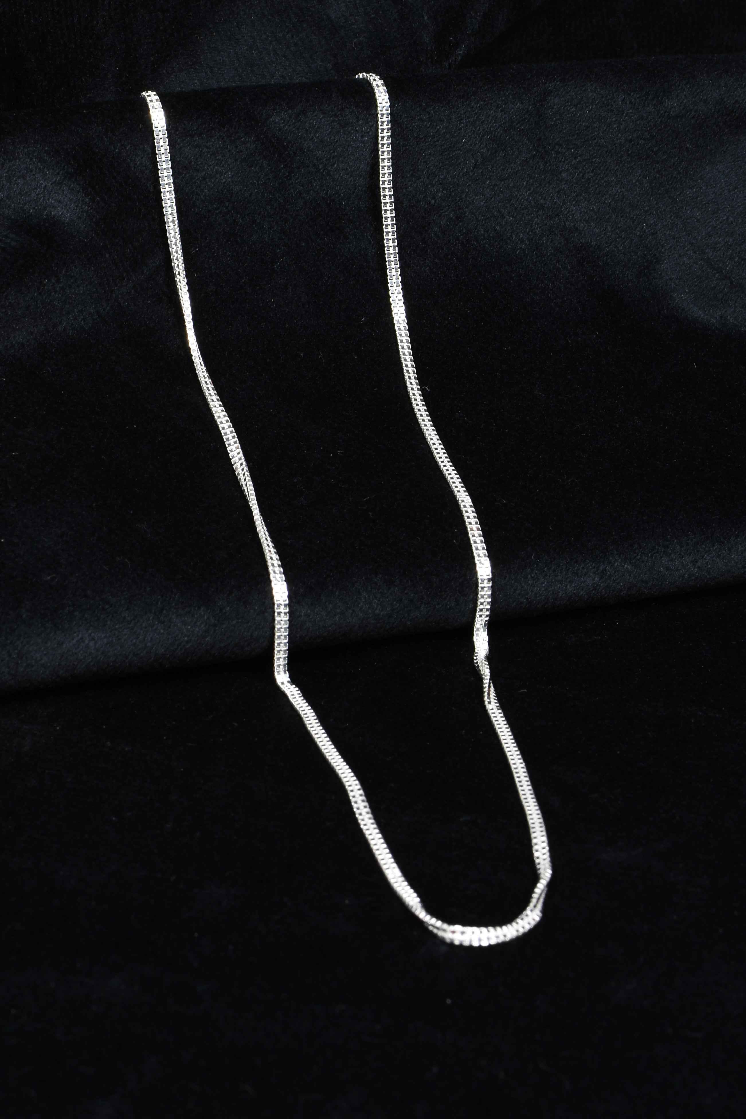 Elegant Silver Flat Chain