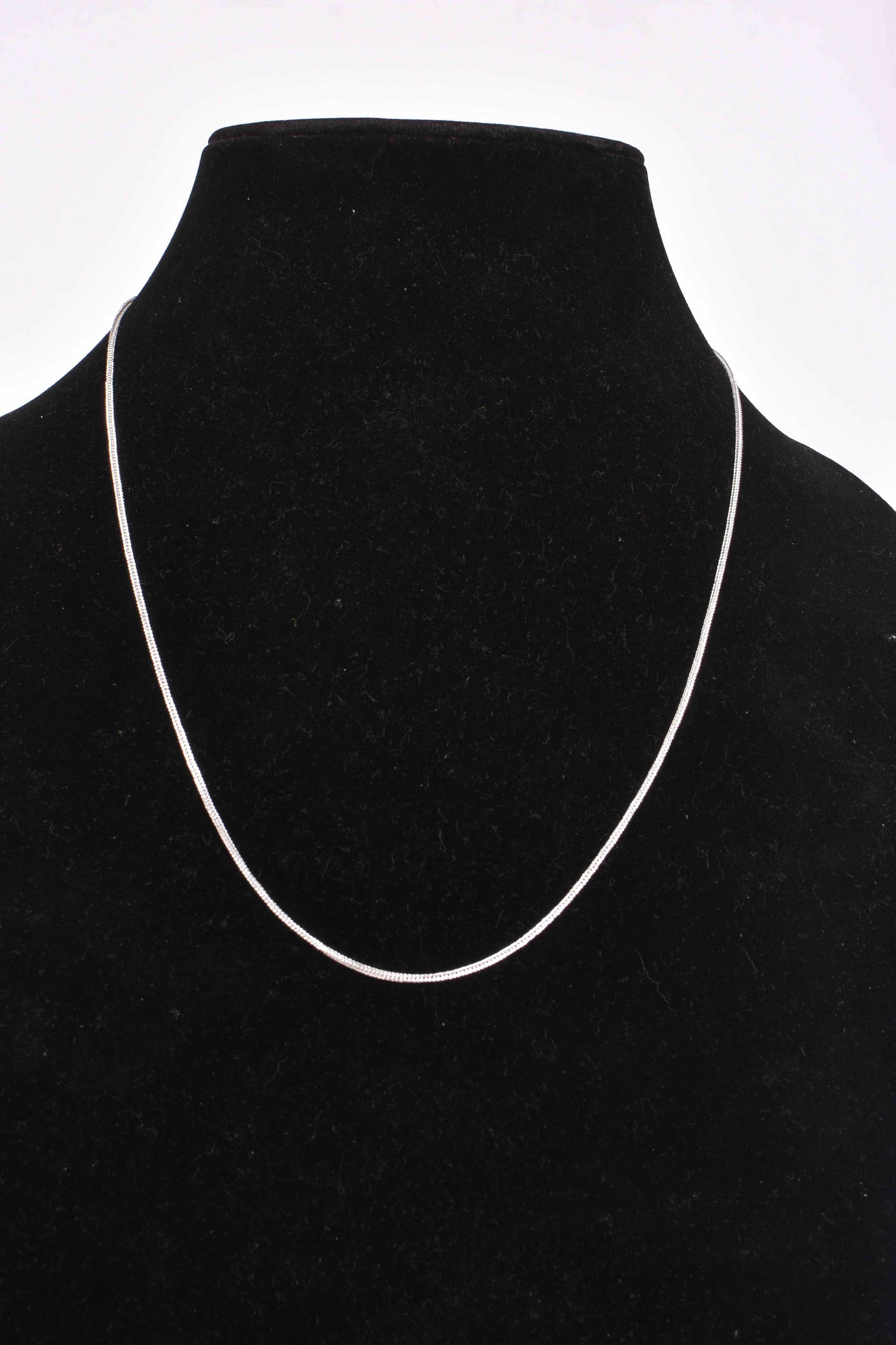 Elegant Silver Flat Chain
