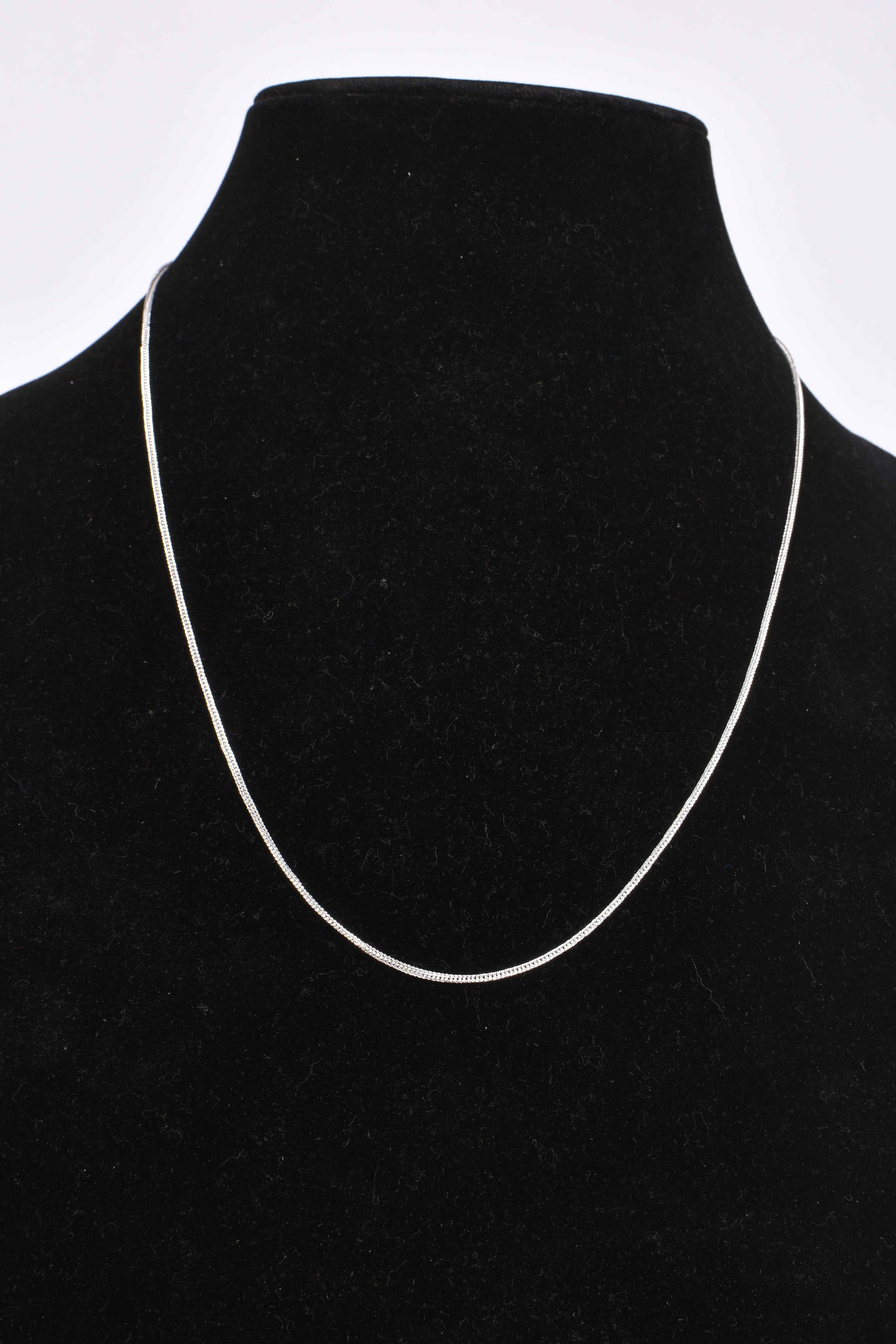 Elegant Silver Flat Chain