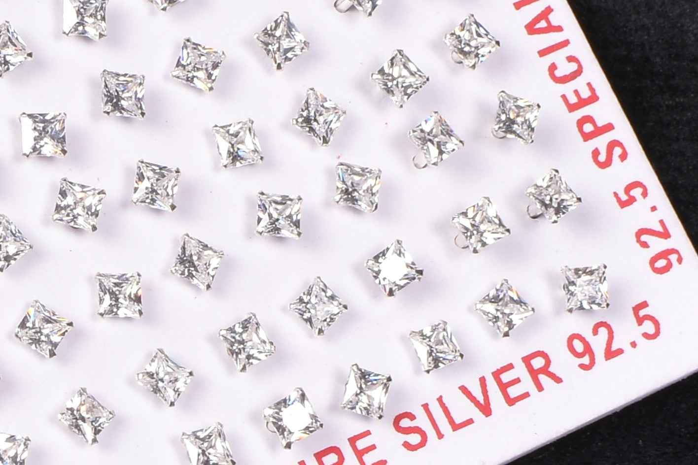 92.5 Silver Square Nose Pin