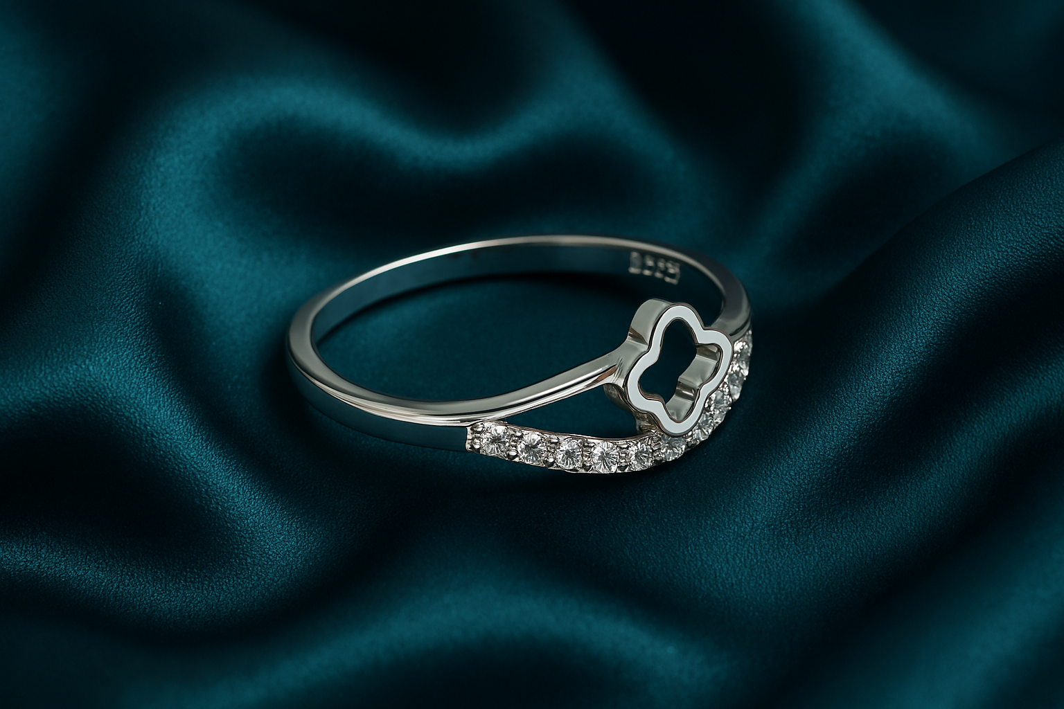 Sterling Silver Clover CZ Open Band Ring