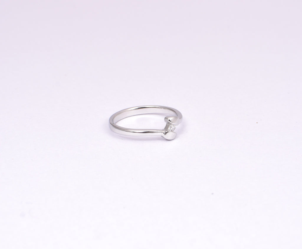 Minimal Silver Ring with Diamond